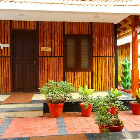 Guruvayur Heritage By Nexstay Guruvāyūr Exterior foto