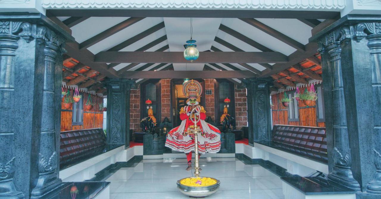 Guruvayur Heritage By Nexstay Guruvāyūr Exterior foto